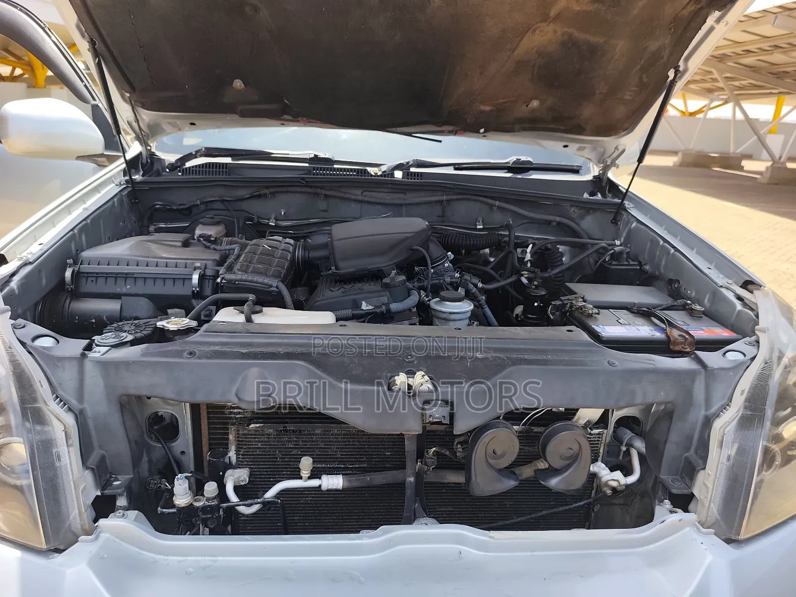 Toyota Land Cruiser Prado 2005 Silver