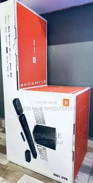 JBL Bar 1000 Soundbar. * 