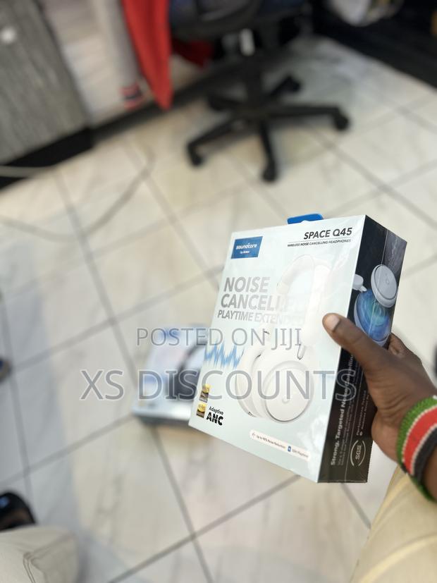 Space Q45 Wireless Noise Cancellation Headphones - main view