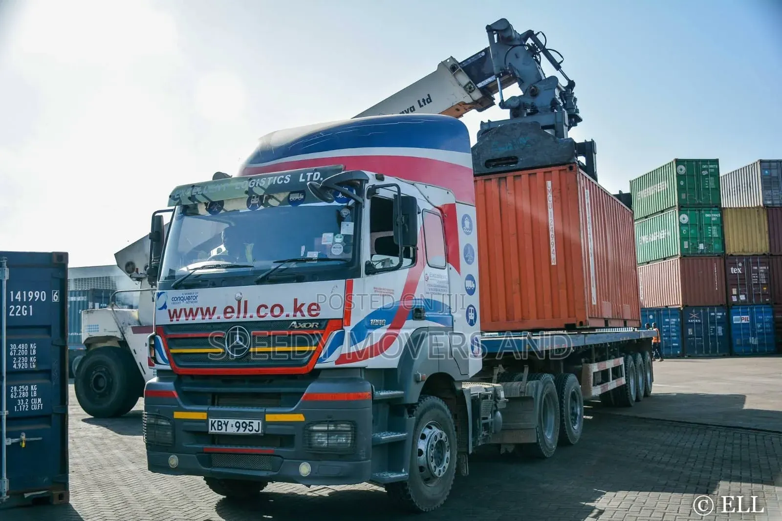 Transit Trailers Within and Across Border Transportation Are Available