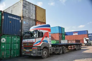 Transit Trailers Within and Across Border Transportation Are Available