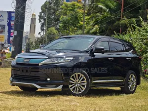 Toyota Harrier 2.0 2018 Matt Black