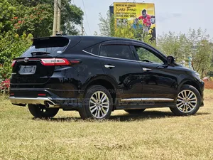 Toyota Harrier 2.0 2018 Matt Black