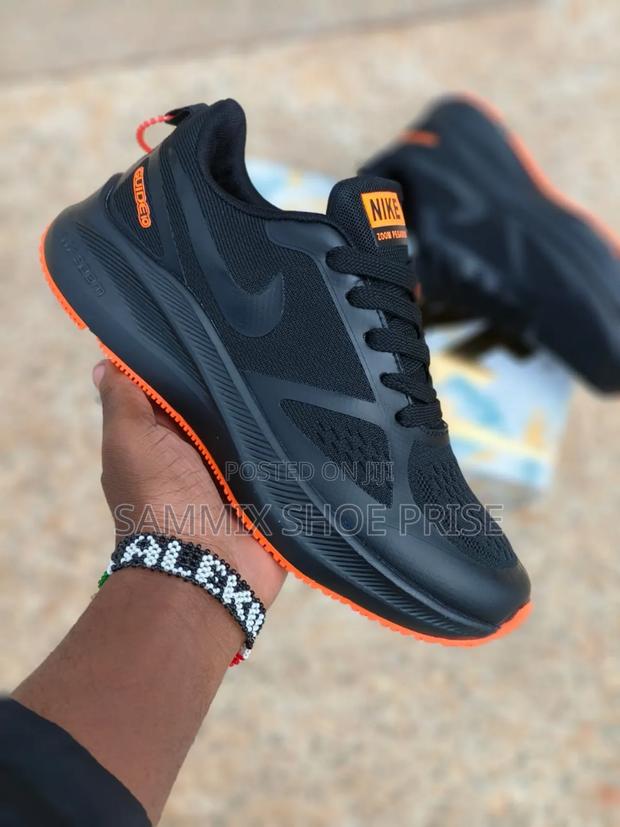 Nike Runners - main view