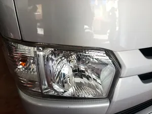 Toyota HiAce 2019 Silver