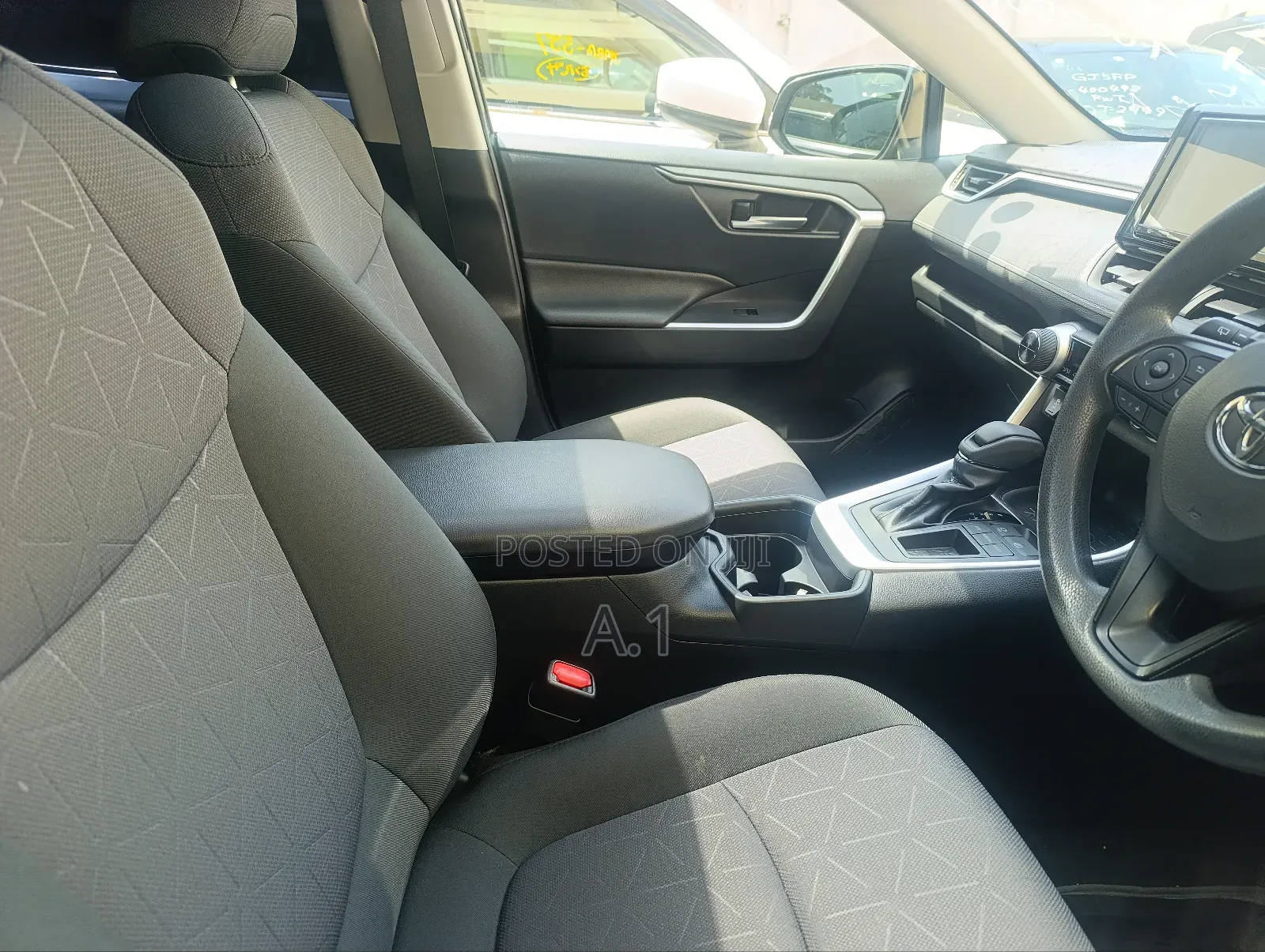 Toyota RAV4 XLE Premium FWD 2019 Black