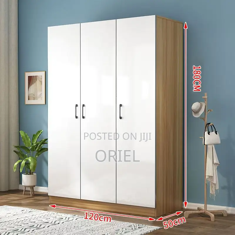 Modern Cabinet : 3-Door Wooden Wardrobe