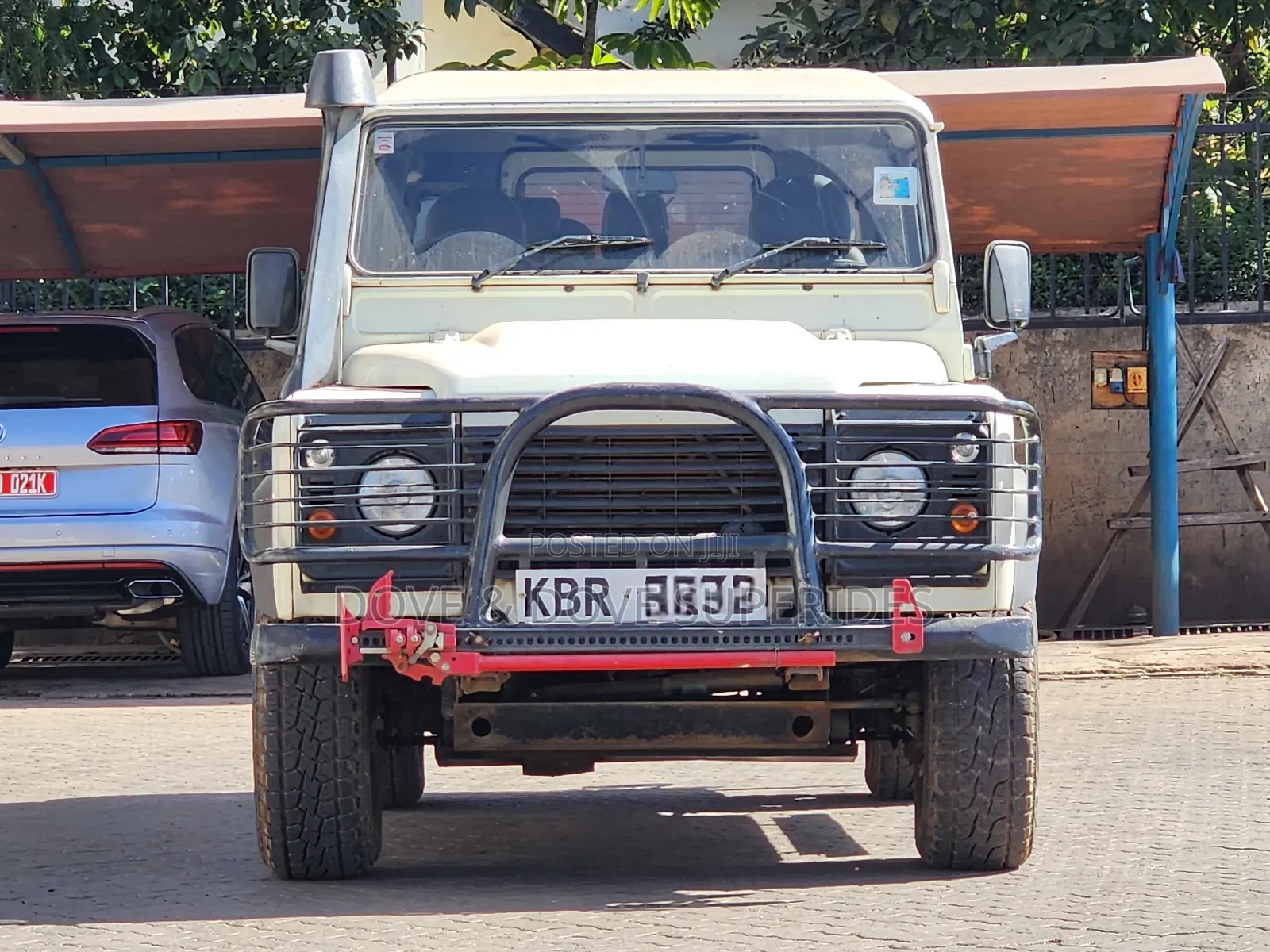 Land Rover Defender Puma 110 2.4 TD 2012 White