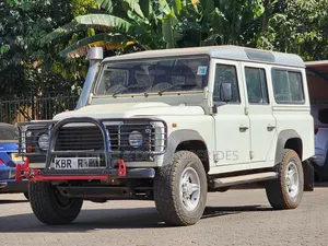 Land Rover Defender Puma 110 2.4 TD 2012 White