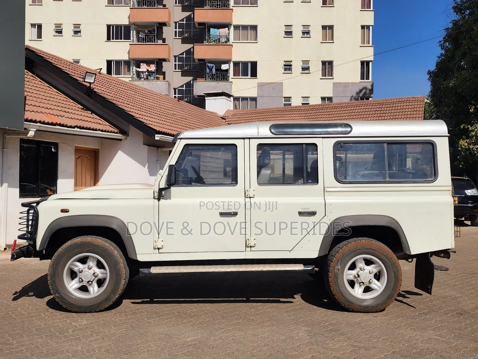 Land Rover Defender Puma 110 2.4 TD 2012 White