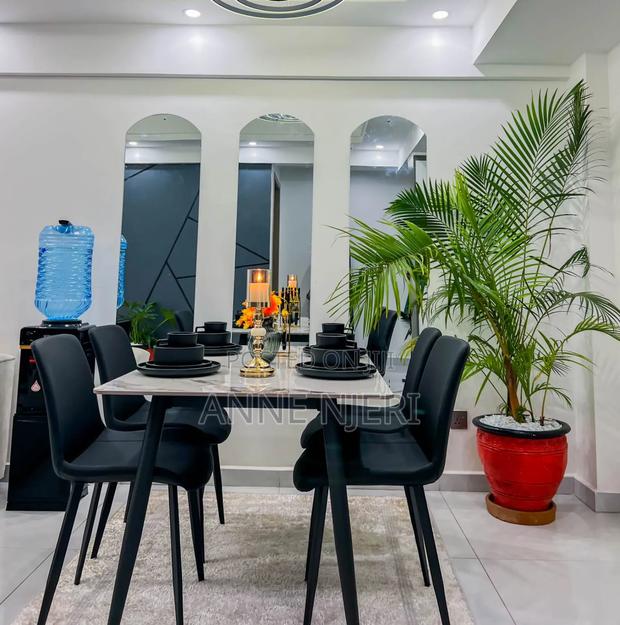 Cozy 2bdrm Located in Westlands at Per Day - thumbnail 2