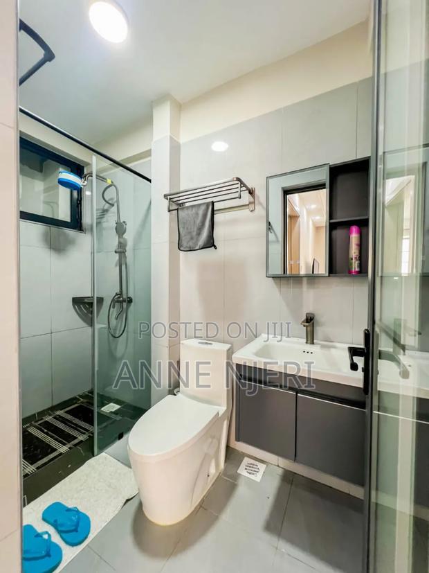 Cozy 2bdrm Located in Westlands at Per Day - thumbnail 11