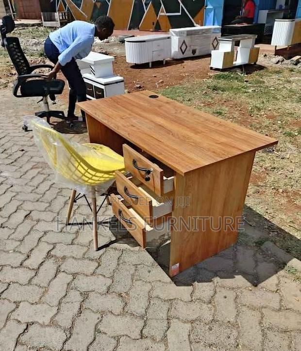 Modern Desk With Eames Chair – Home Office Set - main view
