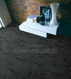 Heavy Traffic Carpet Tiles for Commercial Spaces - thumbnail 2