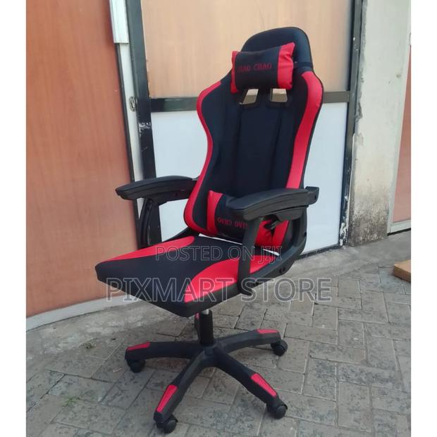 Executive Gaming Chair – Premium Ergonomic Comfort for Pc Console