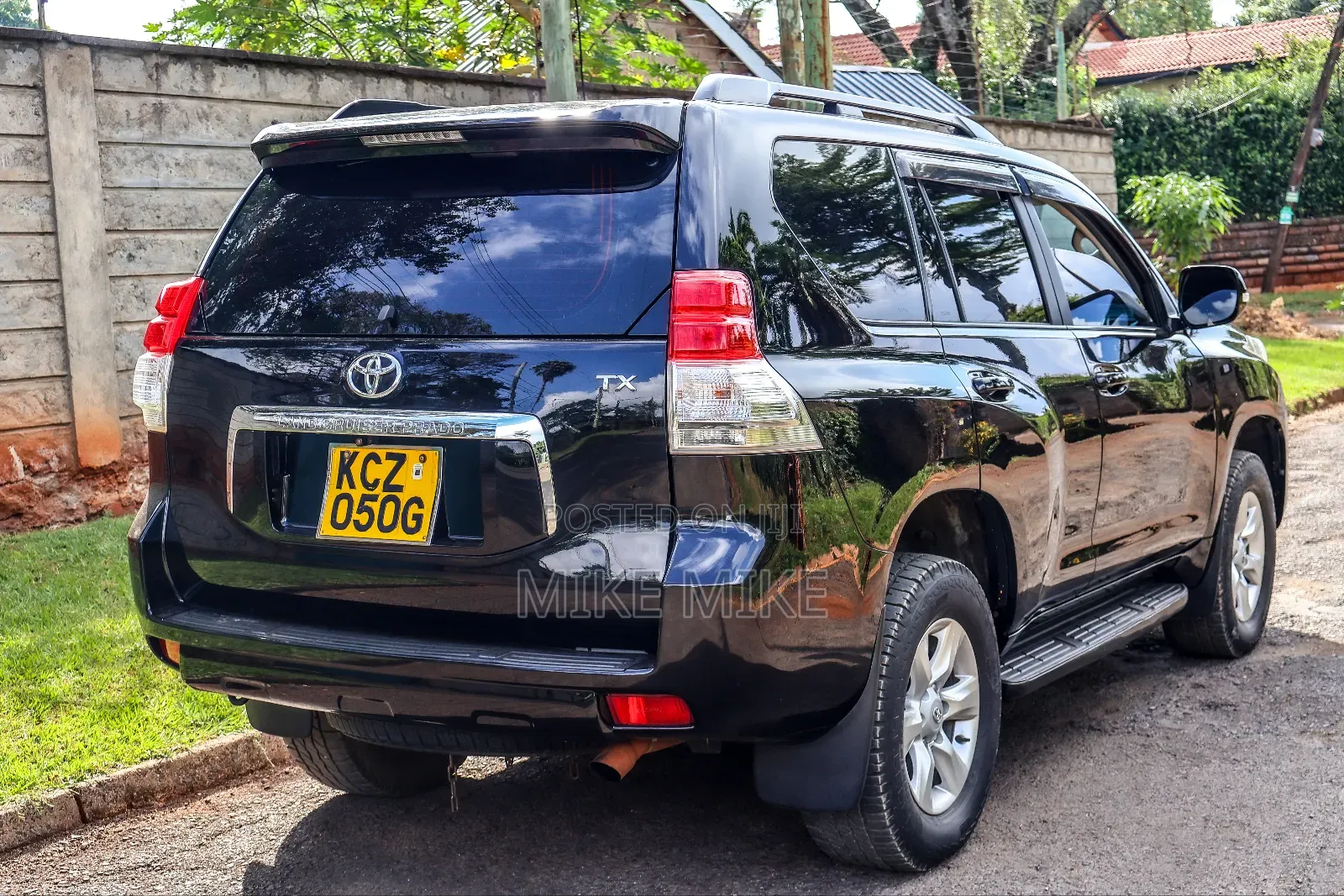 Toyota Land Cruiser Prado 2.7 i 2013 Black