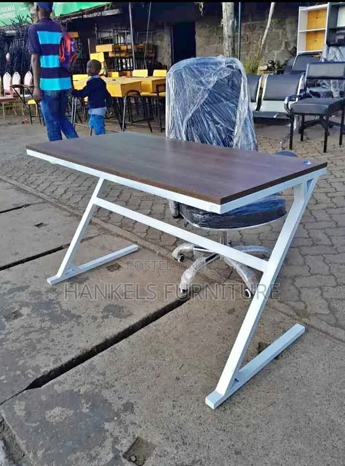 Metal Computer Desk – Durable Office Table