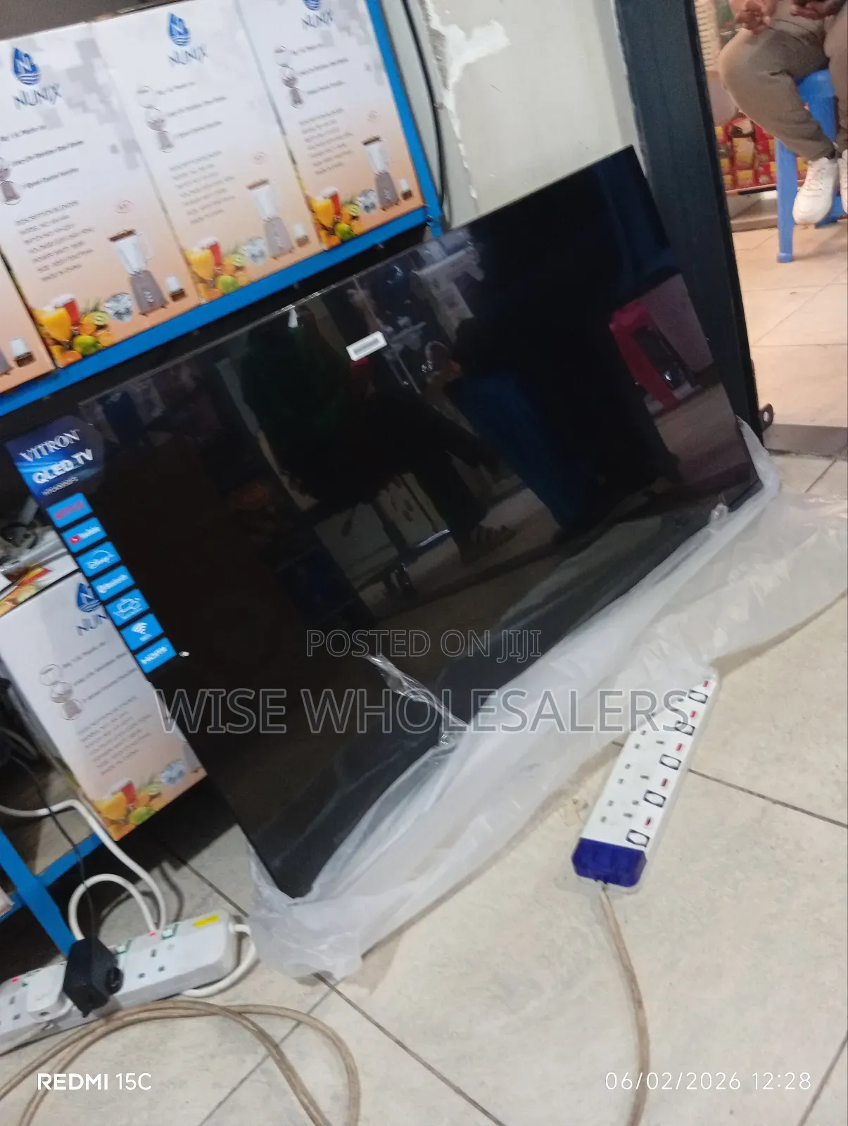 Vitron Qled 43"Inches,Frameless FHD Smart Android Tv Appstore