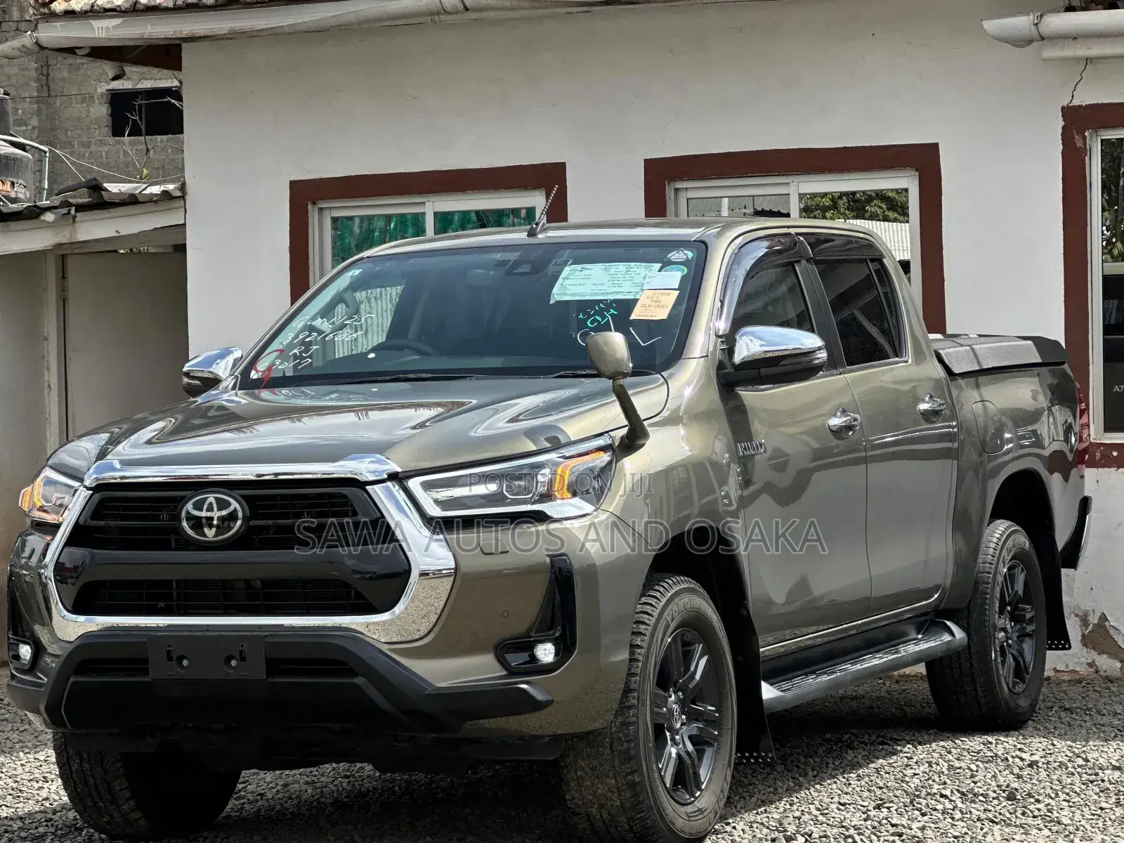 Toyota Hilux 2021 Gold