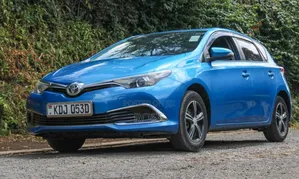 Toyota Auris 2014 Blue