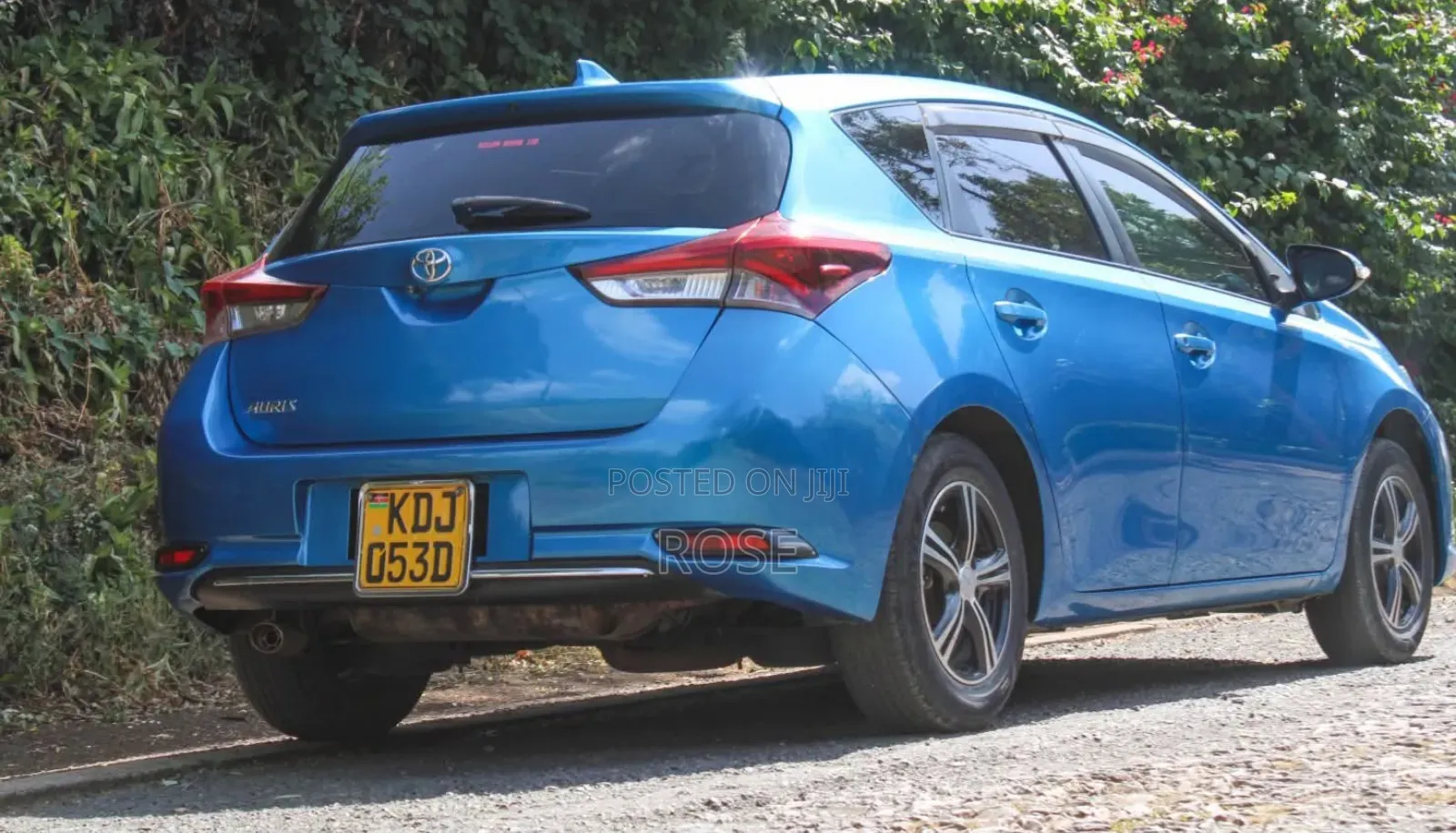 Toyota Auris 2014 Blue