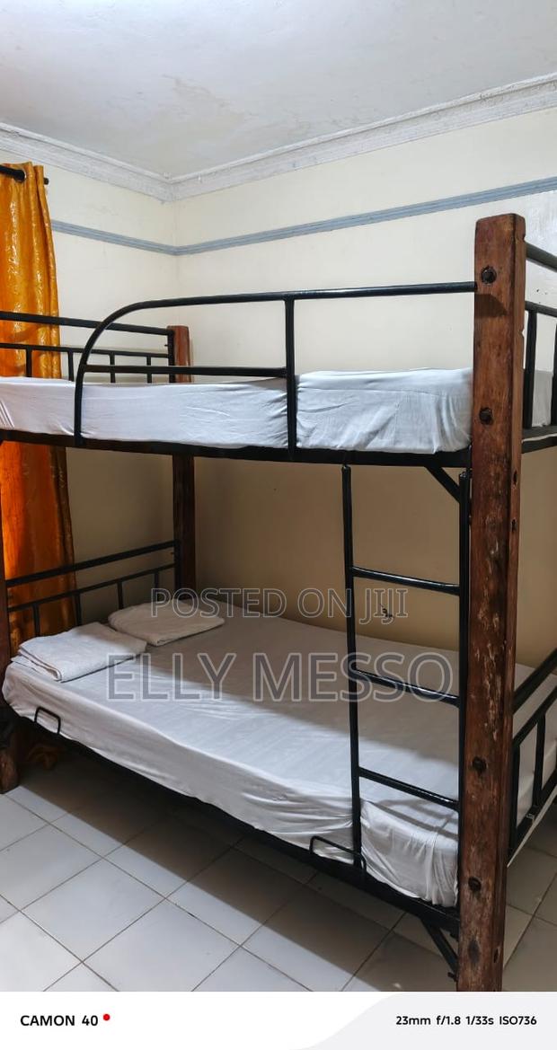 2 Bedroom Ensuite Apartment - thumbnail 8