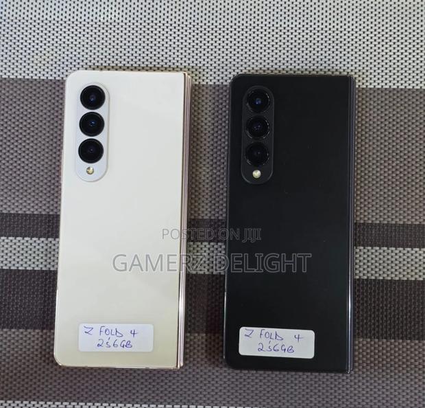 Samsung Galaxy Z Fold4 256 GB - thumbnail 4