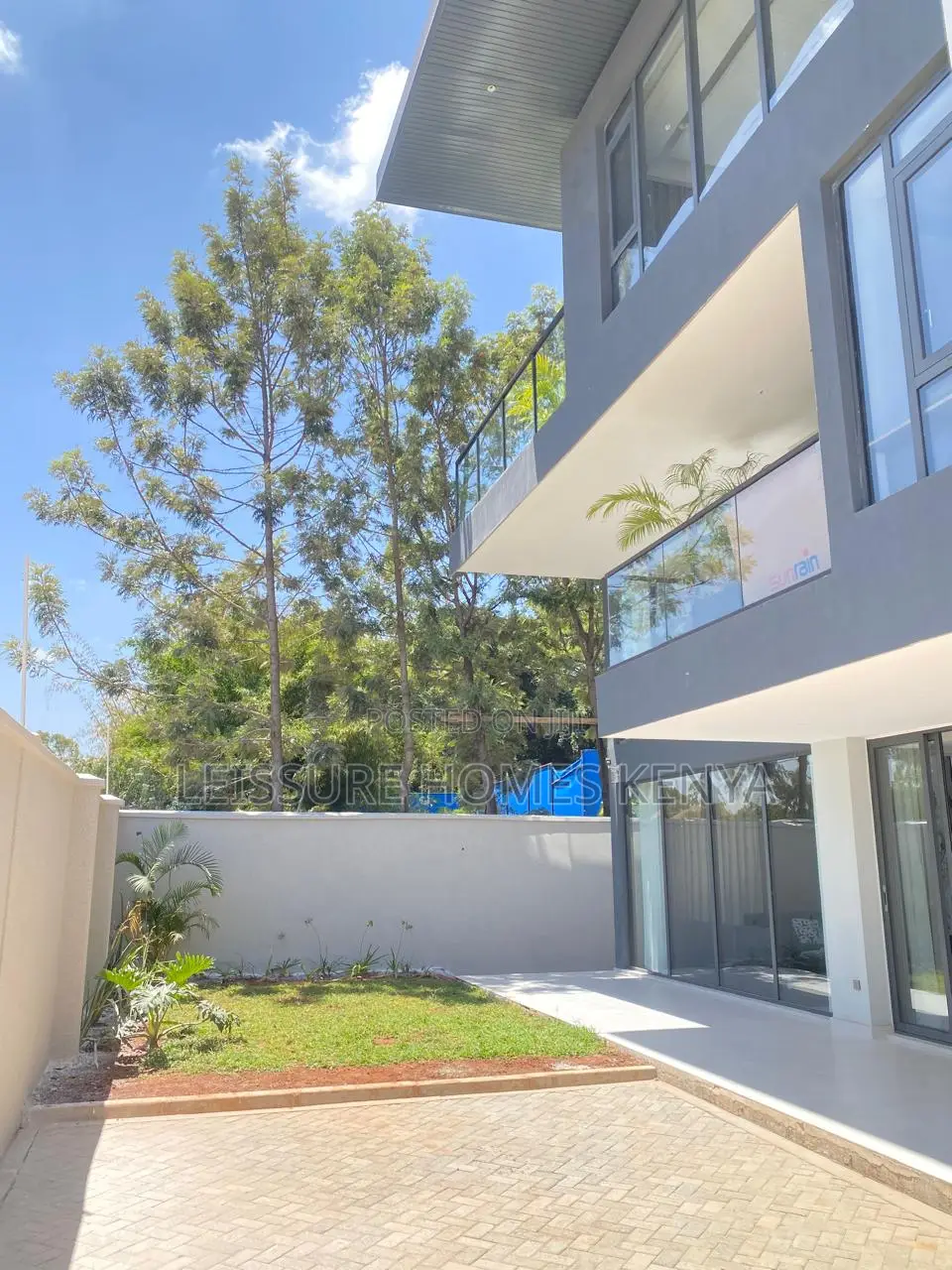 5bdrm Villa in Lavington for sale