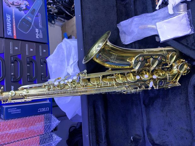 Tenor Saxophone - main view