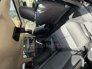 Toyota Land Cruiser Prado 2.7 2019 Black