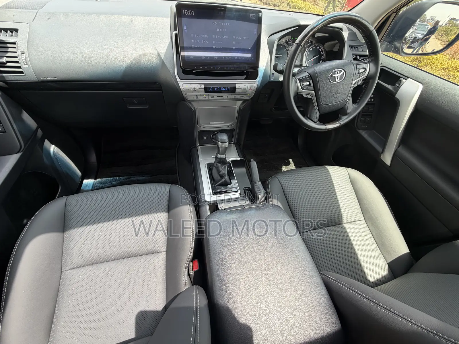 Toyota Land Cruiser Prado 2.7 2019 Black