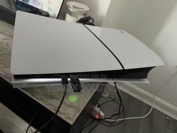 Ps 5 Slim Digital Edition - main view