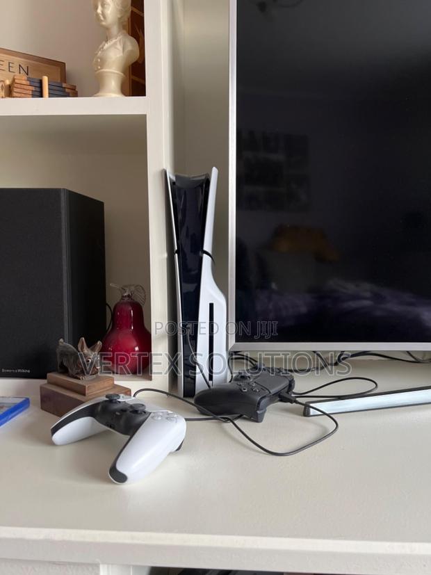 Play Station 5 Slim - main view