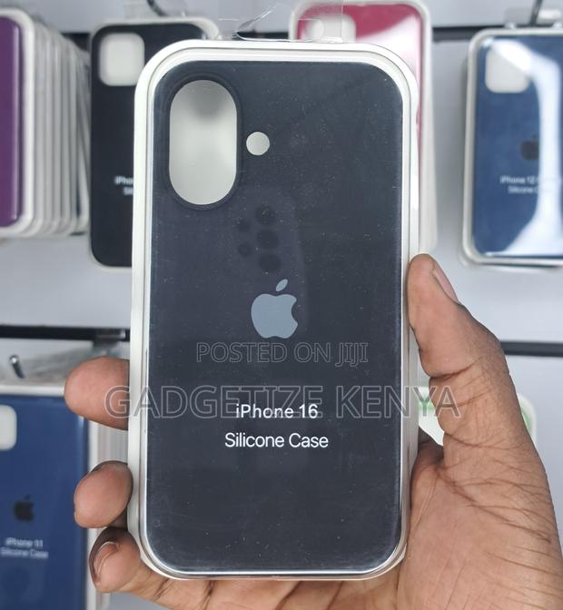 Thick Silicone Matte Back Case Cover for iPhone 16 Series - thumbnail 3