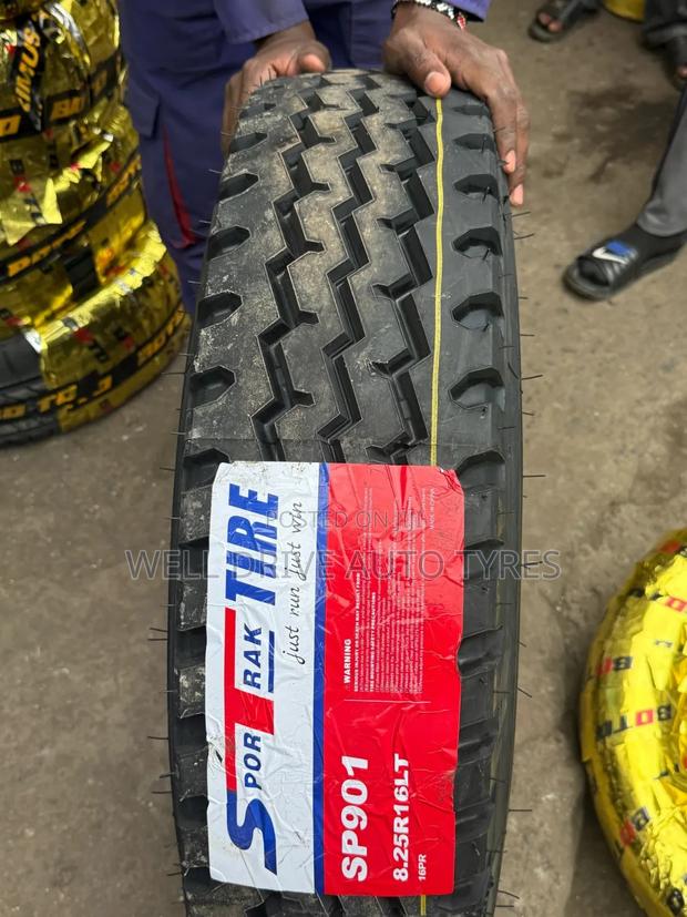 8.25r16 Sportarak - main view