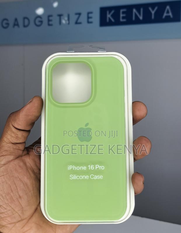 Thick Silicone Matte Back Case Cover for iPhone 16 Series - thumbnail 6