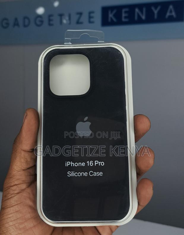 Thick Silicone Matte Back Case Cover for iPhone 16 Series - thumbnail 7