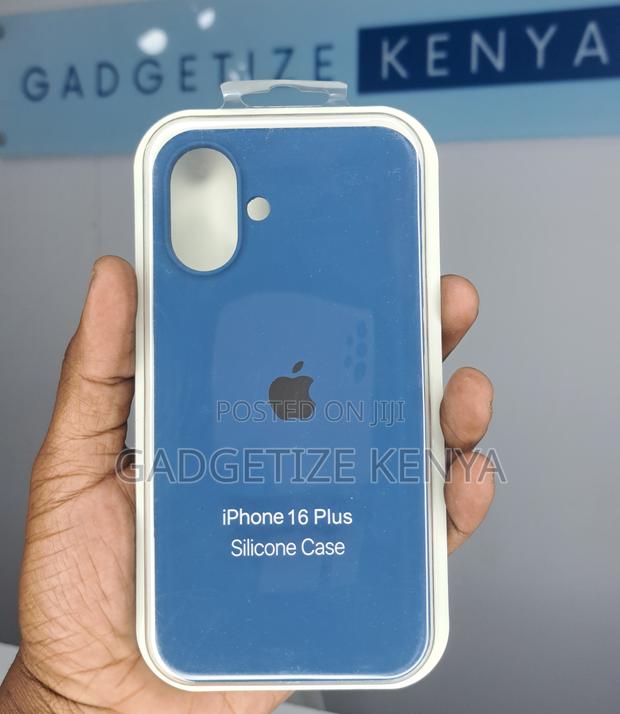 Thick Silicone Matte Back Case Cover for iPhone 16 Series - thumbnail 11