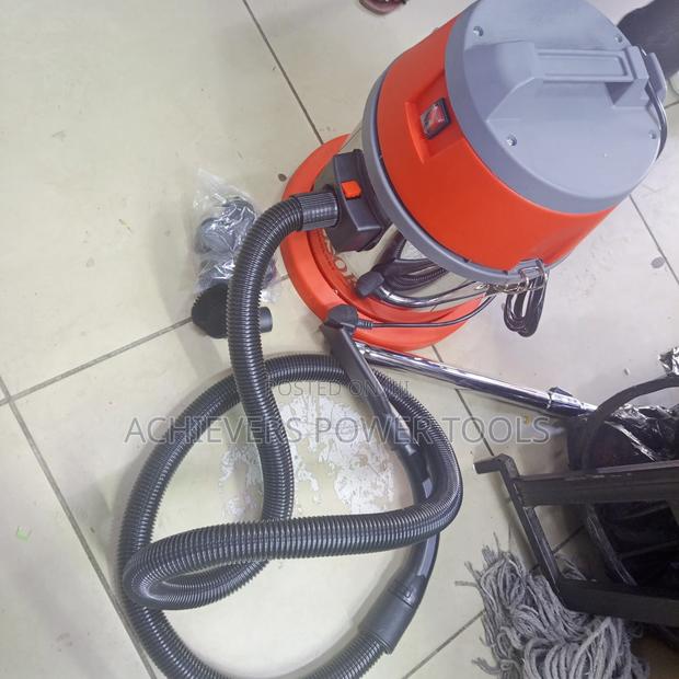 20l Windsor Vacuum Cleaner