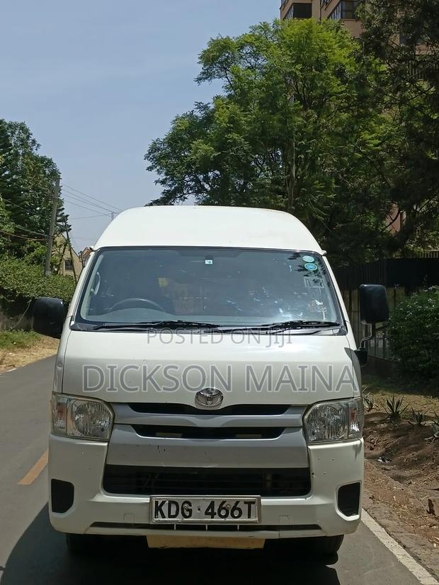 Toyota HiAce 2015 White - thumbnail 2
