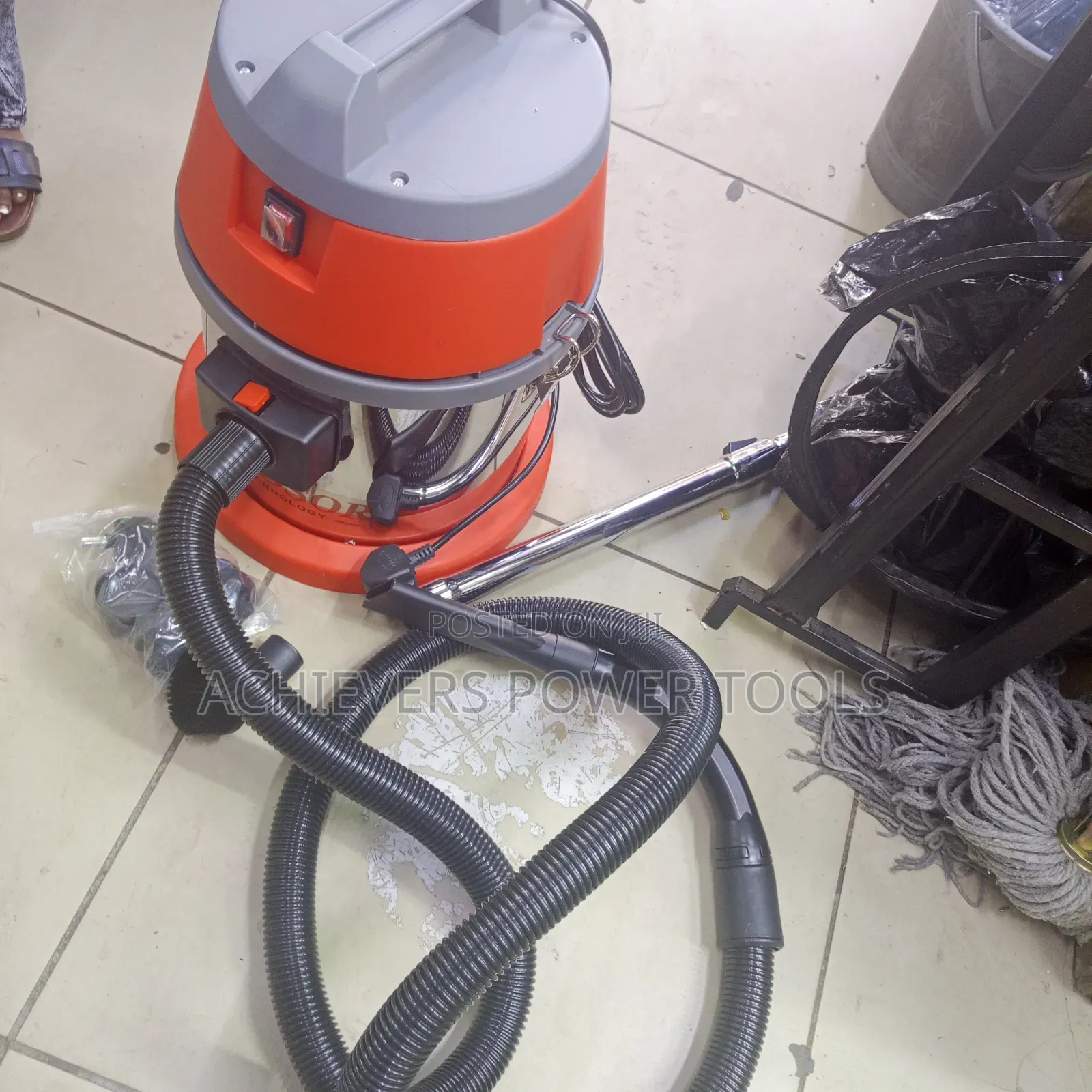 Windsor Vacuum Cleaner Machine 20l