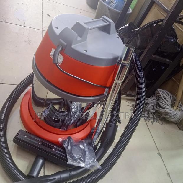 20l Windsor Vacuum Cleaner Machine - main view