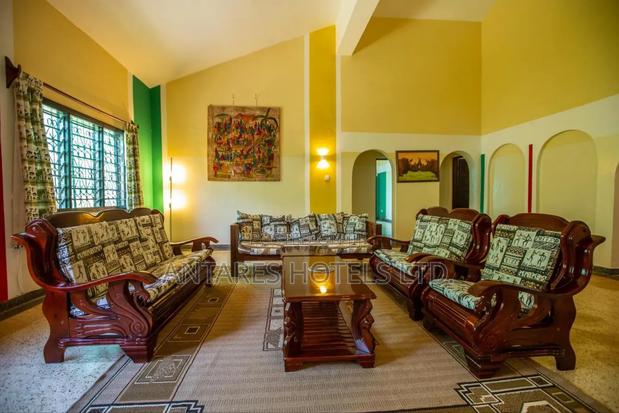 Furnished 3bdrm Villa in Diani for rent - thumbnail 3