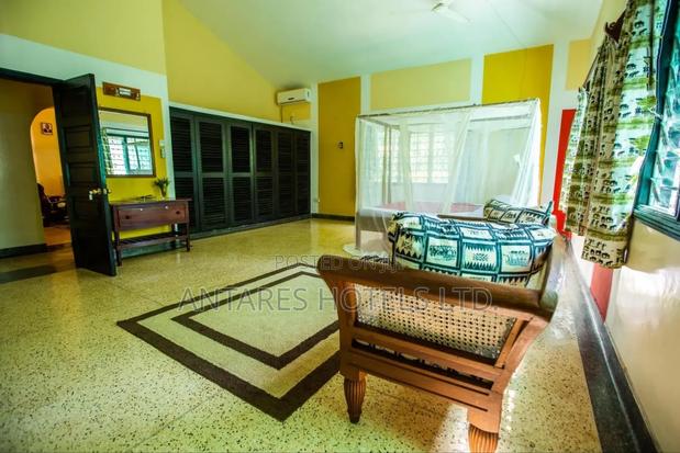 Furnished 3bdrm Villa in Diani for rent - thumbnail 5