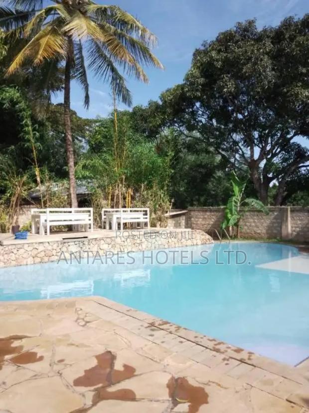 Furnished 3bdrm Villa in Diani for rent - thumbnail 10