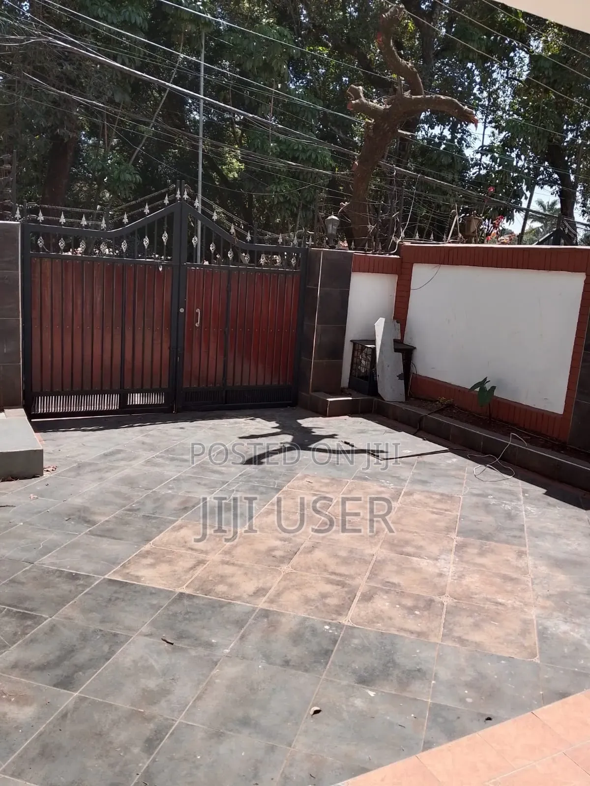5bdrm House in School Lane, Westlands for rent