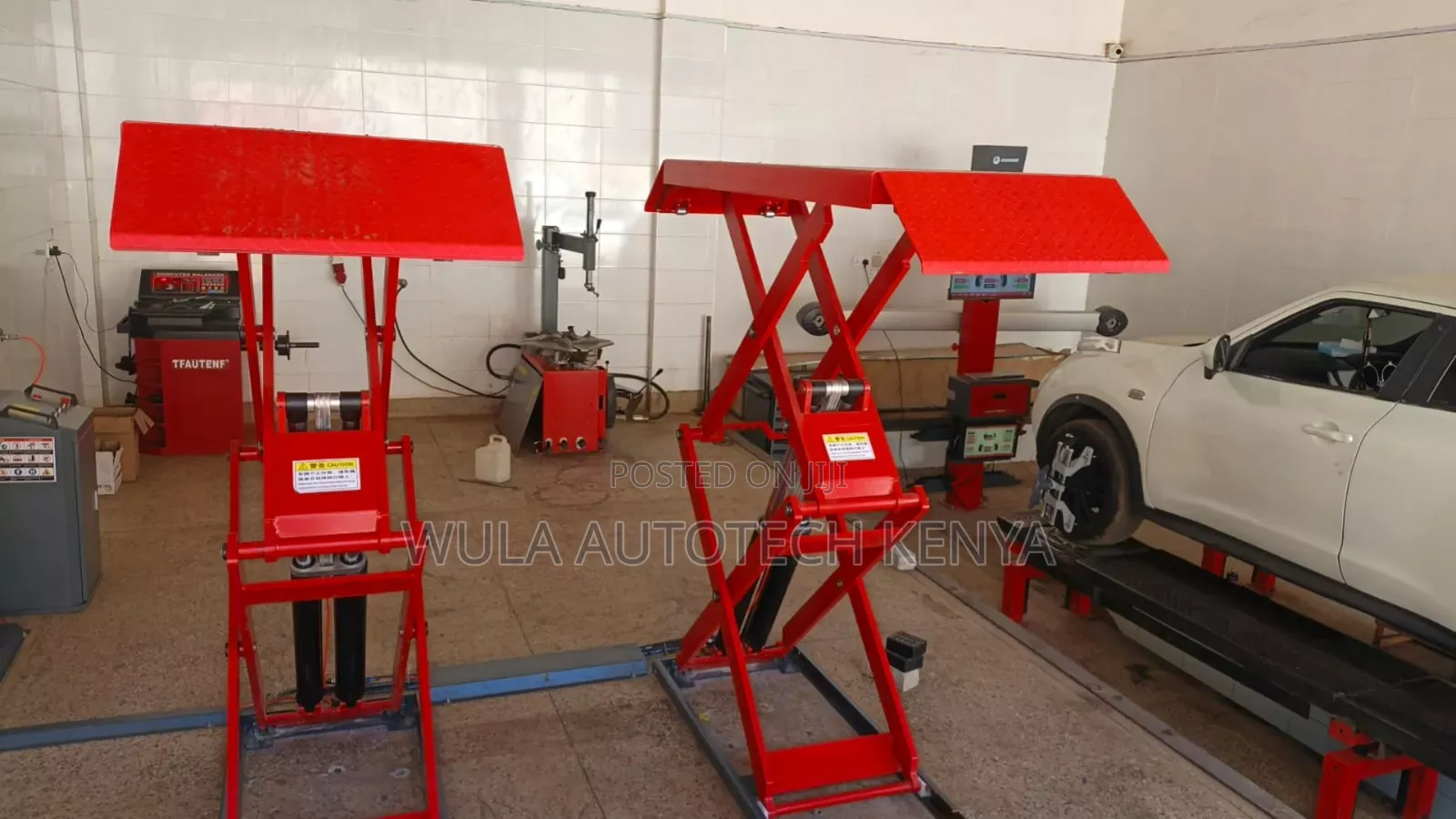 High Quality Mifdle Scissor Lift Capable of 3.5t and 1200mm High