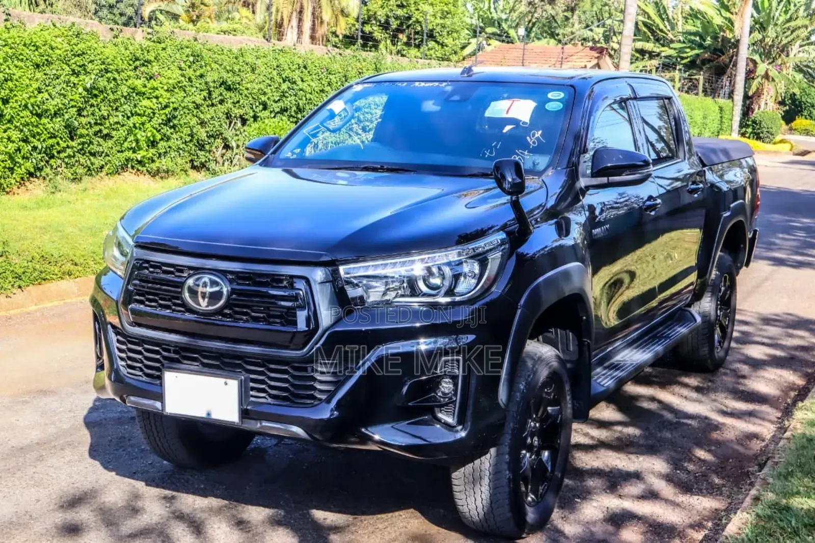 Toyota Hilux Revo Double Cab Deisel 2.4 AWD 2019 Black