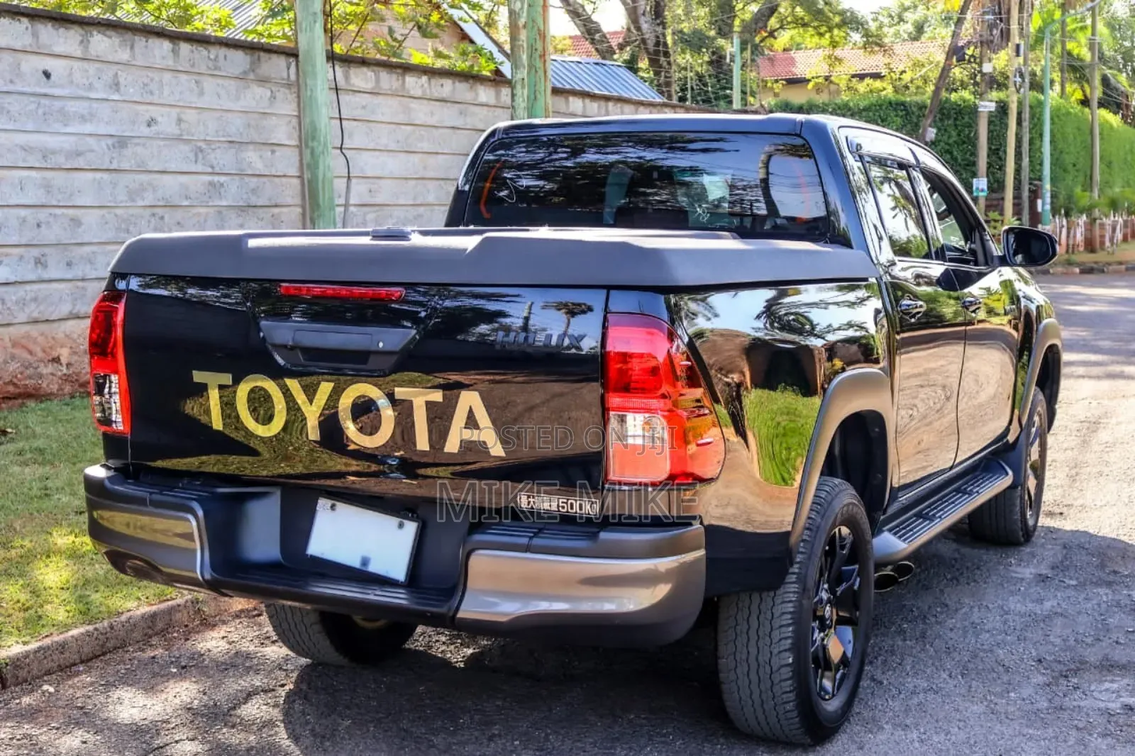 Toyota Hilux Revo Double Cab Deisel 2.4 AWD 2019 Black