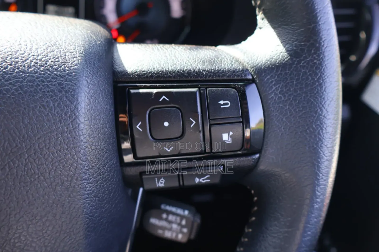 Toyota Hilux Revo Double Cab Deisel 2.4 AWD 2019 Black